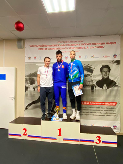 У иркутских конькобежцев золото и серебро в Кубке России